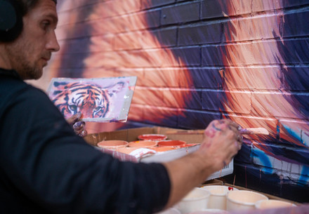 Painting of tiger mural in New York
